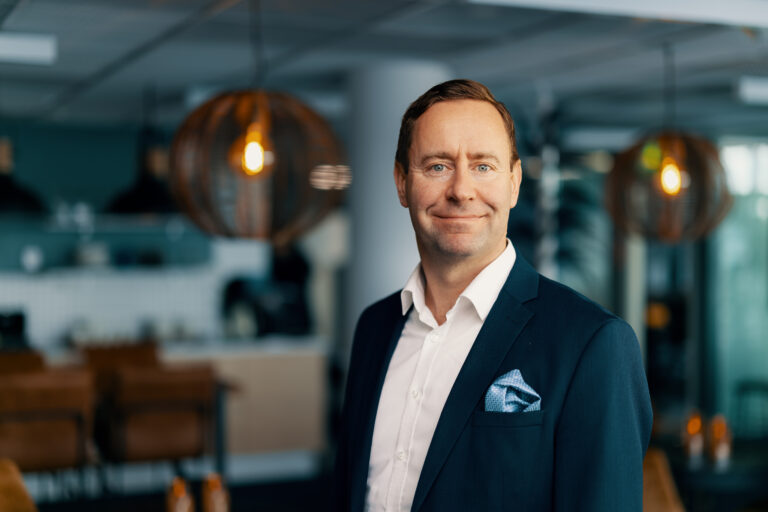 Finnpilotin hallituksen puheenjohtaja Kimmo Mäki